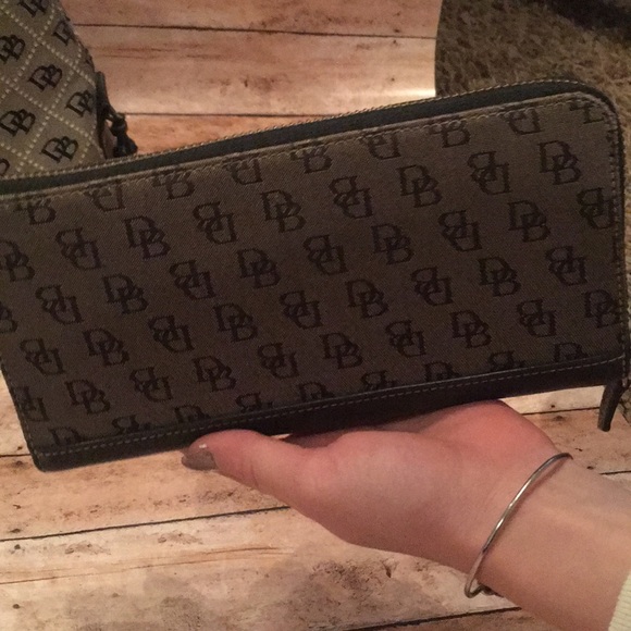 Authentic Dooney &Burke - Picture 4 of 4